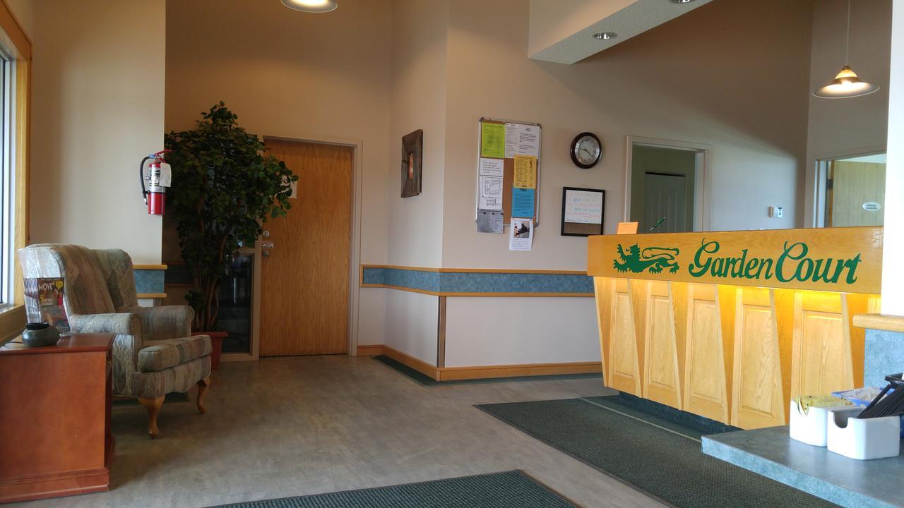 Garden Court Motel Manning Bagian luar foto